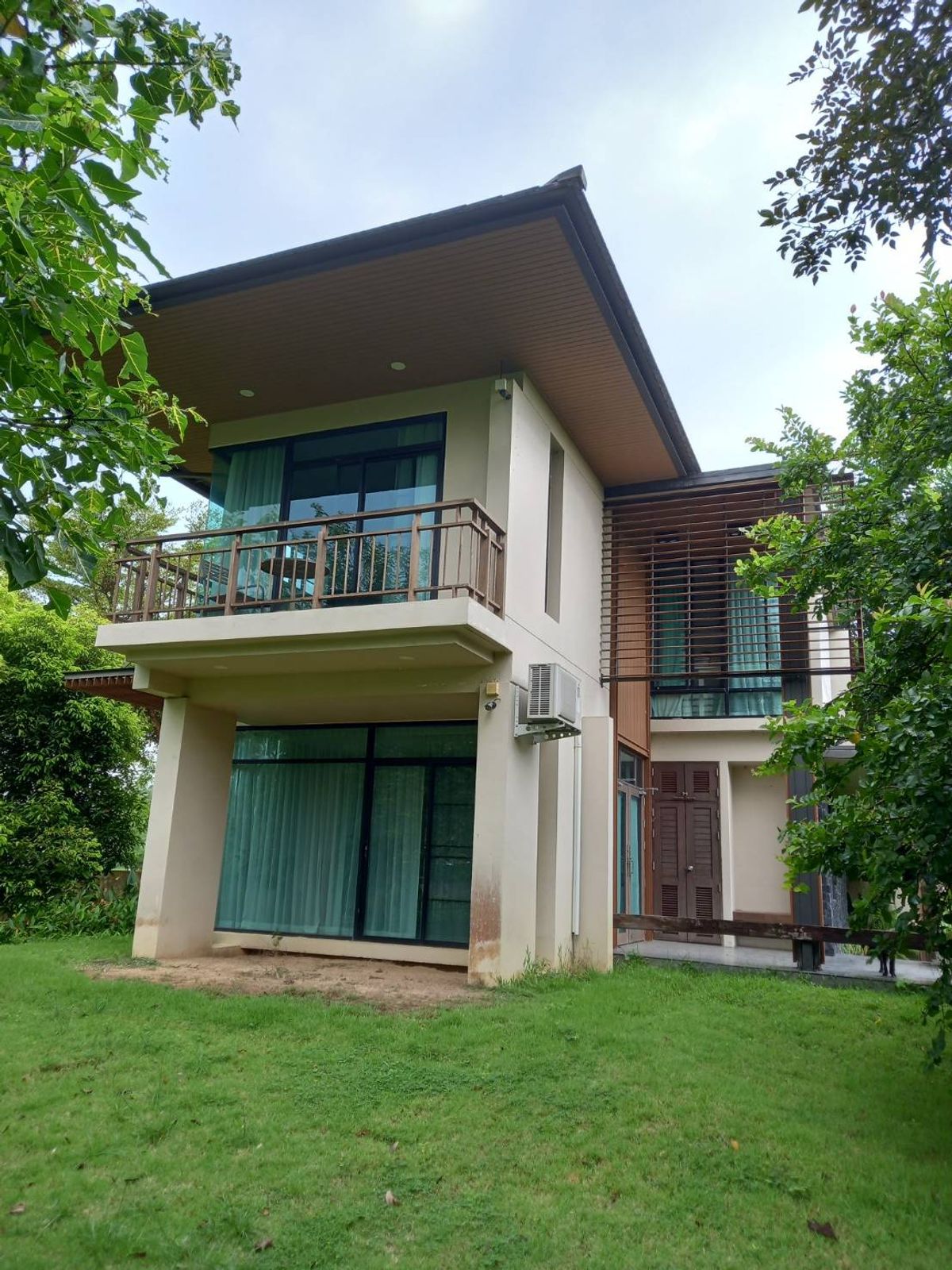 ขายบ้านเชียงใหม่ : ขายบ้านพร้อมที่ดิน 2 ไร่  อ.ดอยสะเก็ด เชียงใหม่ 15.9 ล้าน