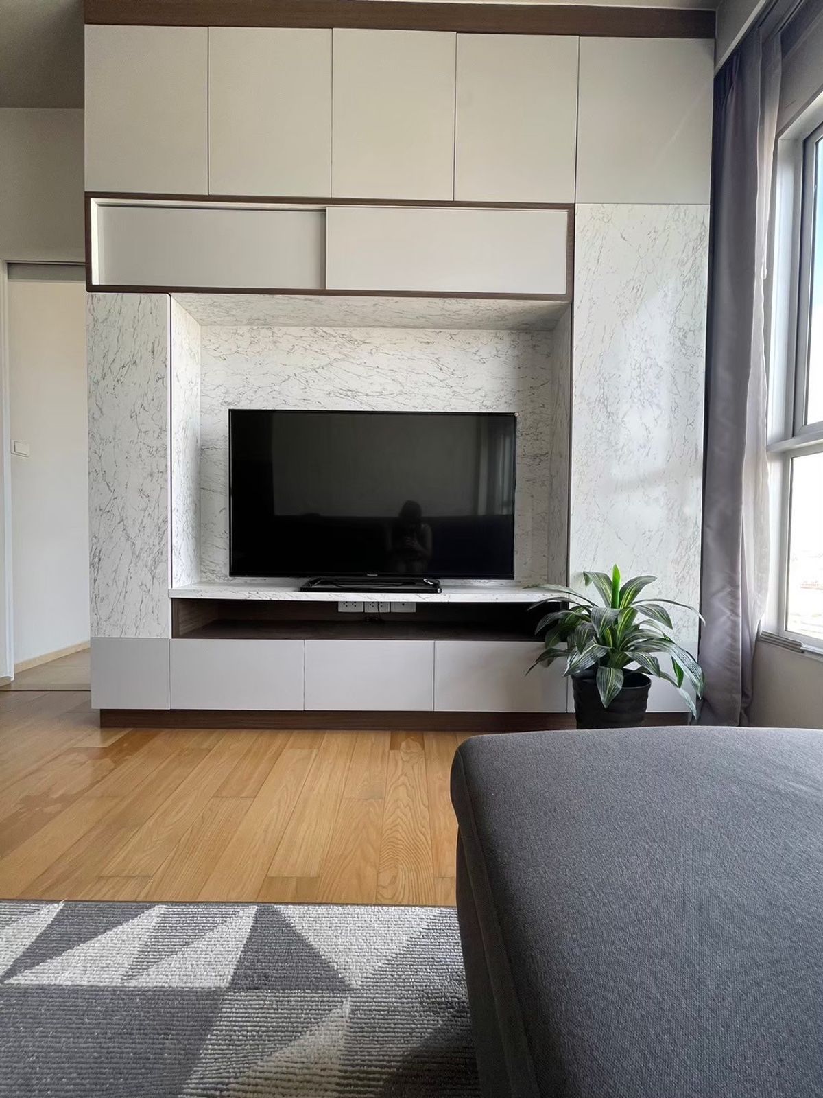 For RentCondoWongwianyai, Charoennakor : For rent ✨ Hive Sathorn ✨ 2 bedrooms, 2 bathrooms, fully furnished and equipped, near BTS Krung Thonburi