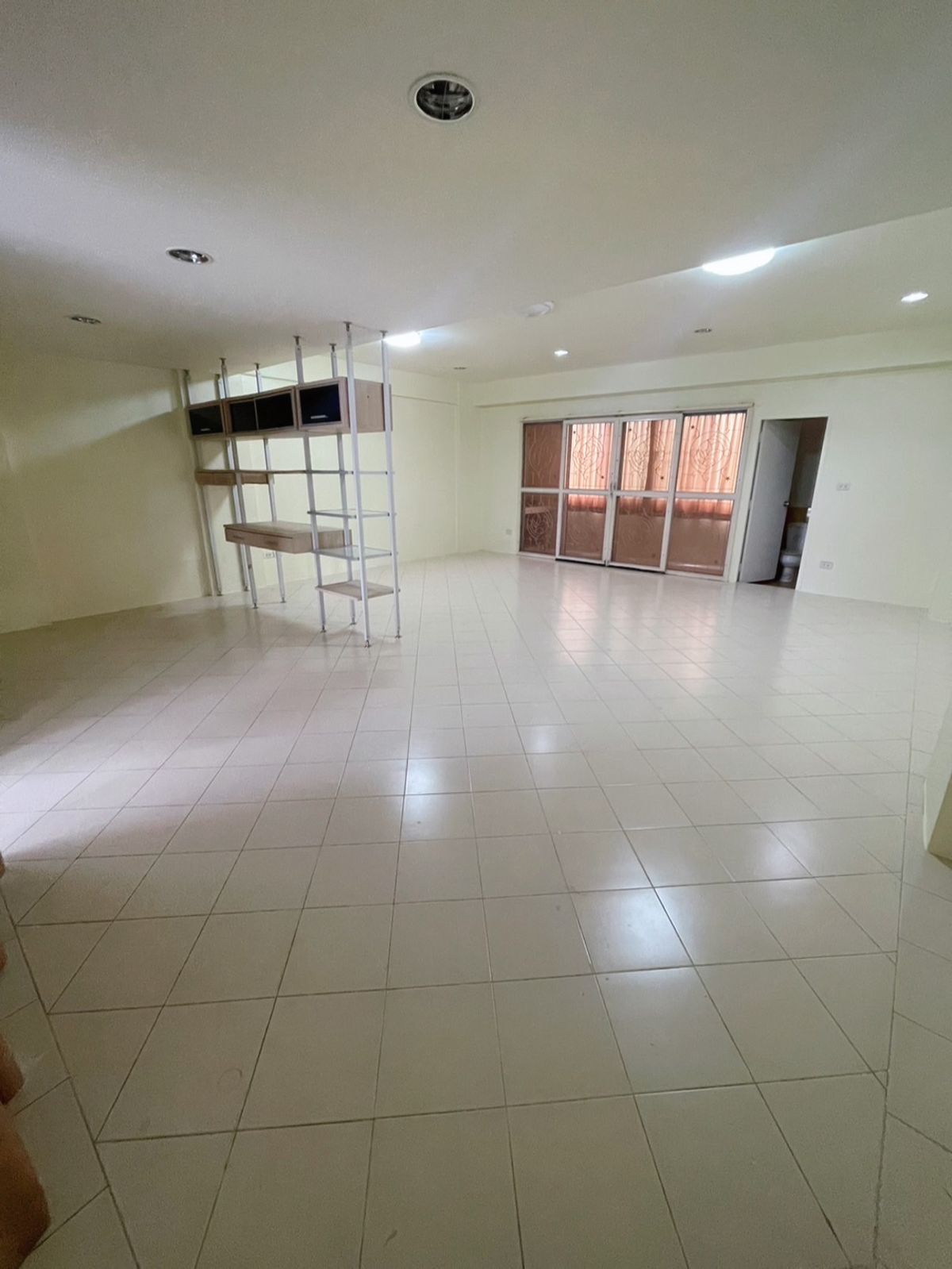 For SaleCondoVipawadee, Don Mueang, Lak Si : Cheap !!   Casa de Sansara condo, a large room near BTS Bang Khen Saphan Mai