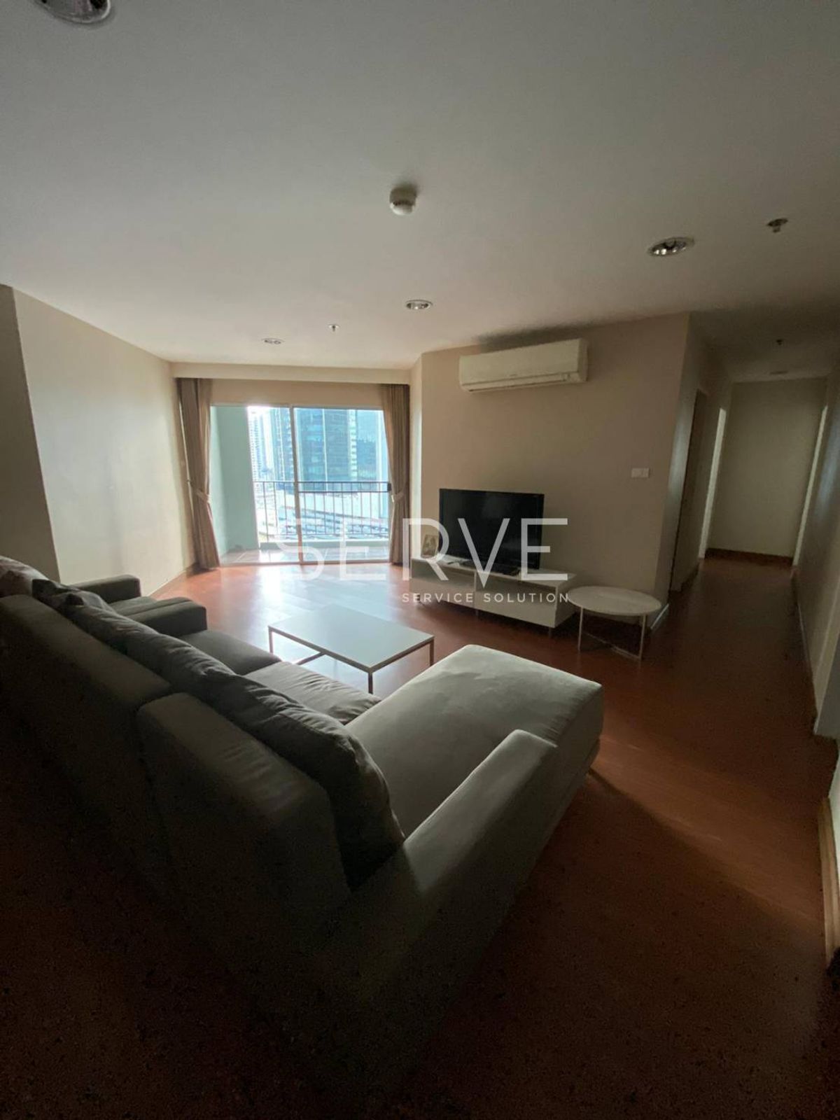 For RentCondoRama9, Petchburi, RCA : 3 Beds with Bathtub Large Room Good Location Close to MRT Phra Ram 9  500 m. and CentralPlaza  @ Belle Grand Rama 9