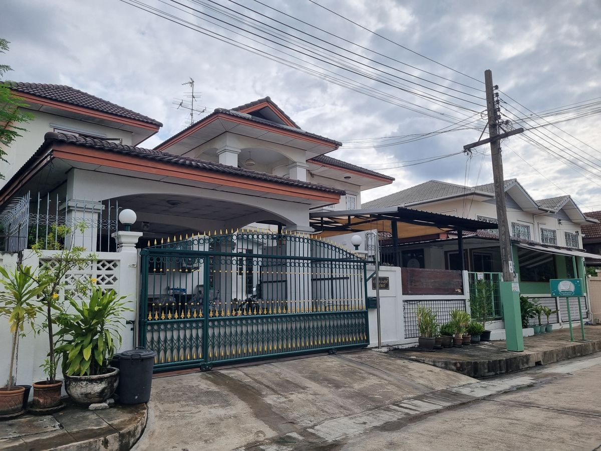 ขายบ้านแจ้งวัฒนะ เมืองทอง : บ้านทำเลทอง ใจกลางเมืองทองธานี – แจ้งวัฒนะ โอกาสพิเศษสำหรับผู้ที่มองหาบ้านหลากหลายฟังก์ชัน ตอบโจทย์ทั้งอยู่อาศัยและทำธุรกิจ