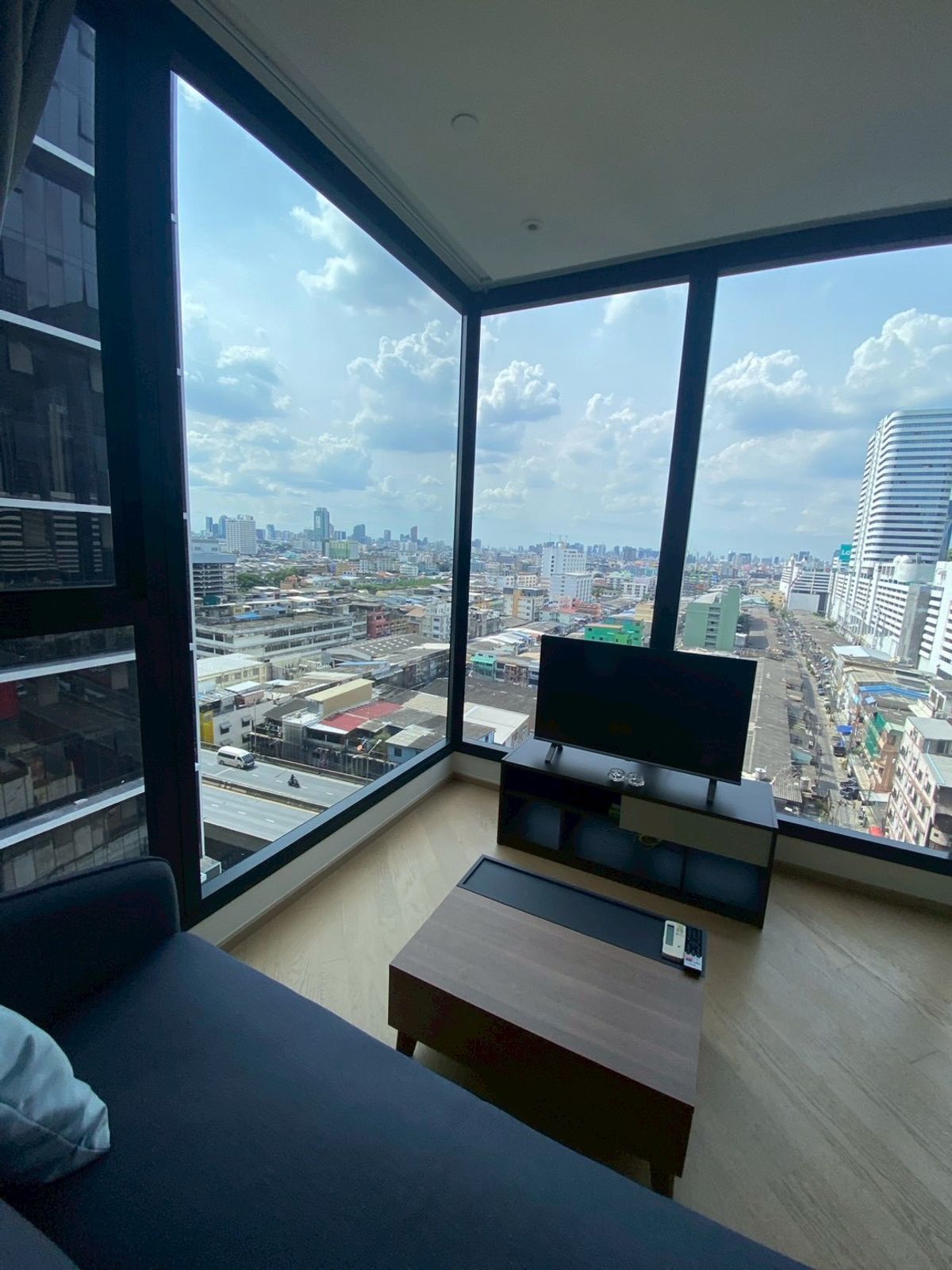 ให้เช่าคอนโดพระราม 9 เพชรบุรีตัดใหม่ RCA : ให้เช่า Ashton Asoke Rama 9 ราคา 45,000 บาท/เดือน [MNr250803]