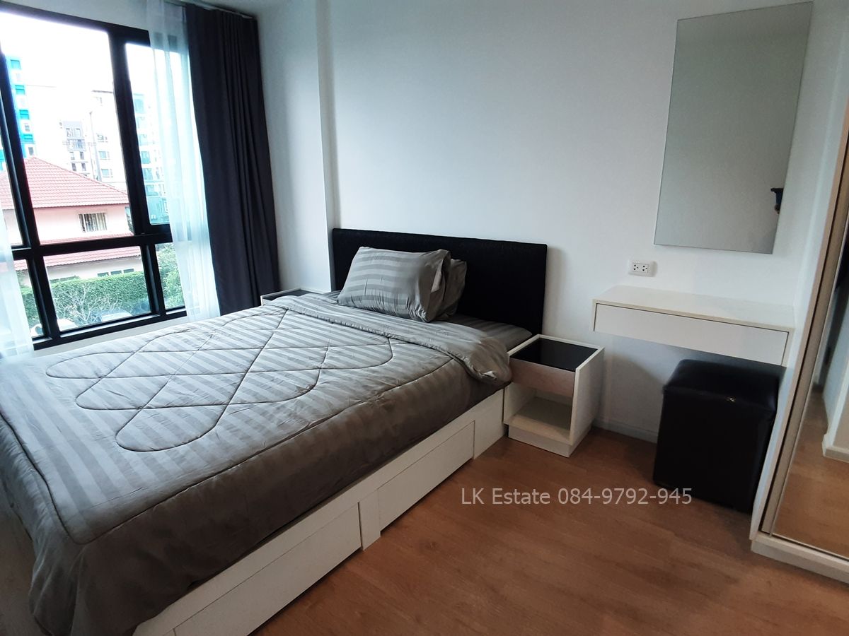 For RentCondoSeri Thai, Ramkhamhaeng Nida : Good price for rent: Large space, pool view, resort style condo near NIDA- ICondo Serithai Greenspace