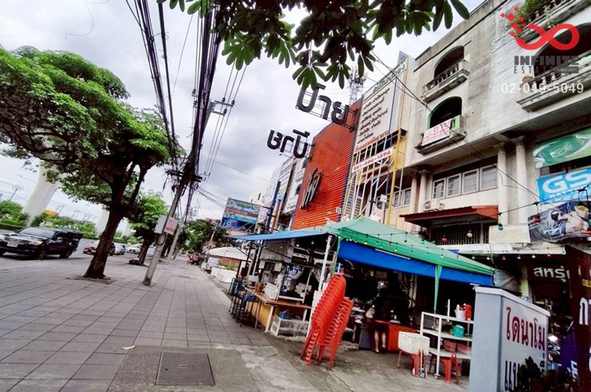 ขายอาคารพาณิชย์มีนบุรี-ร่มเกล้า : ขายอาคารพาณิชย์ 5 ชั้น ติดถนนรามคำแหง มีที่จอดรถ ใกล้รถไฟฟ้า มีนบุรี