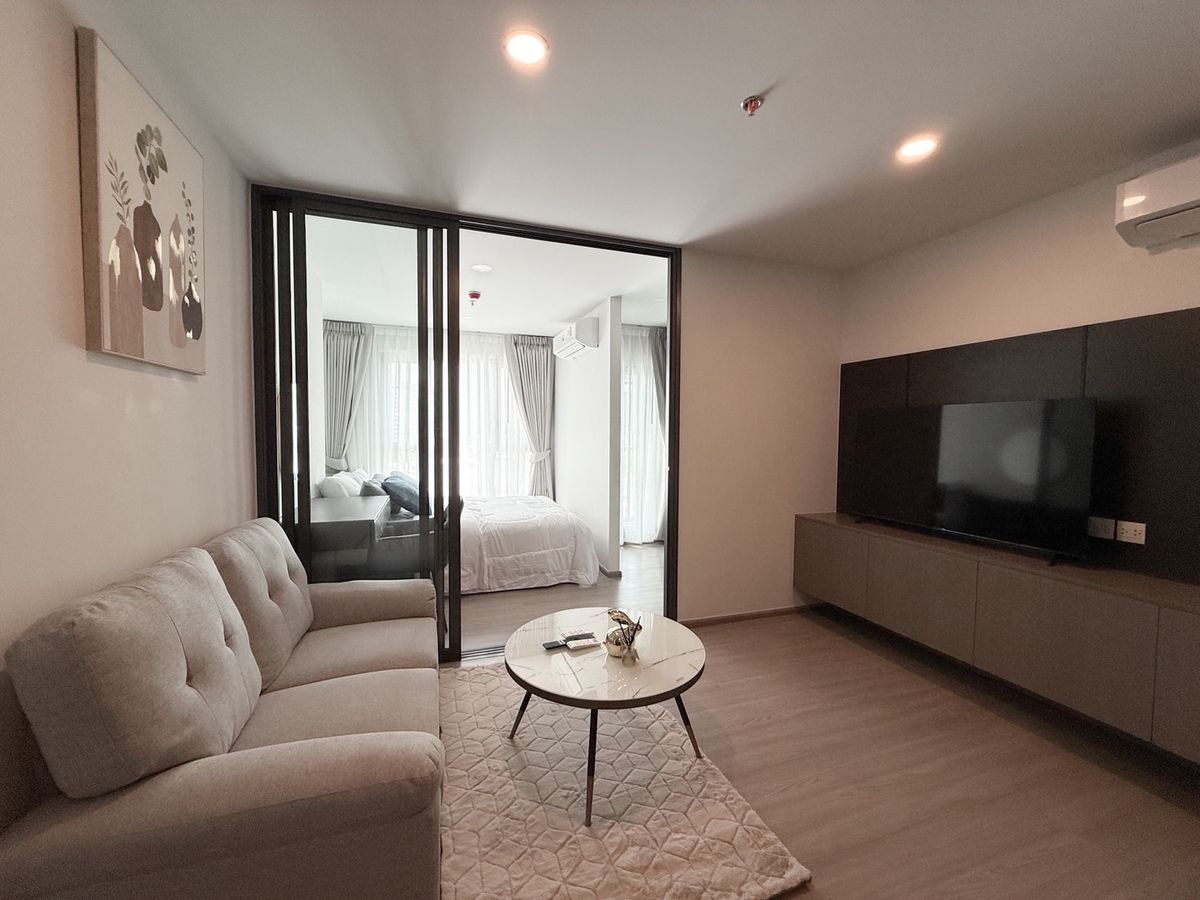For RentCondoKhlongtoei, Kluaynamthai : (For Rent) Aspire Sukhumvit-Rama 4 next to Rama 4 Road, near BTS Phra Khanong