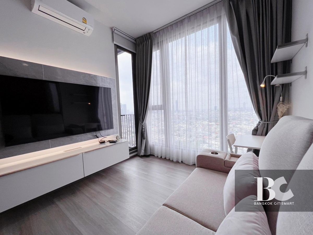 For RentCondoSathorn, Narathiwat : 🔥 Luxury 1 Bedroom for Rhythm Charoenkrung Pavillion 🔥