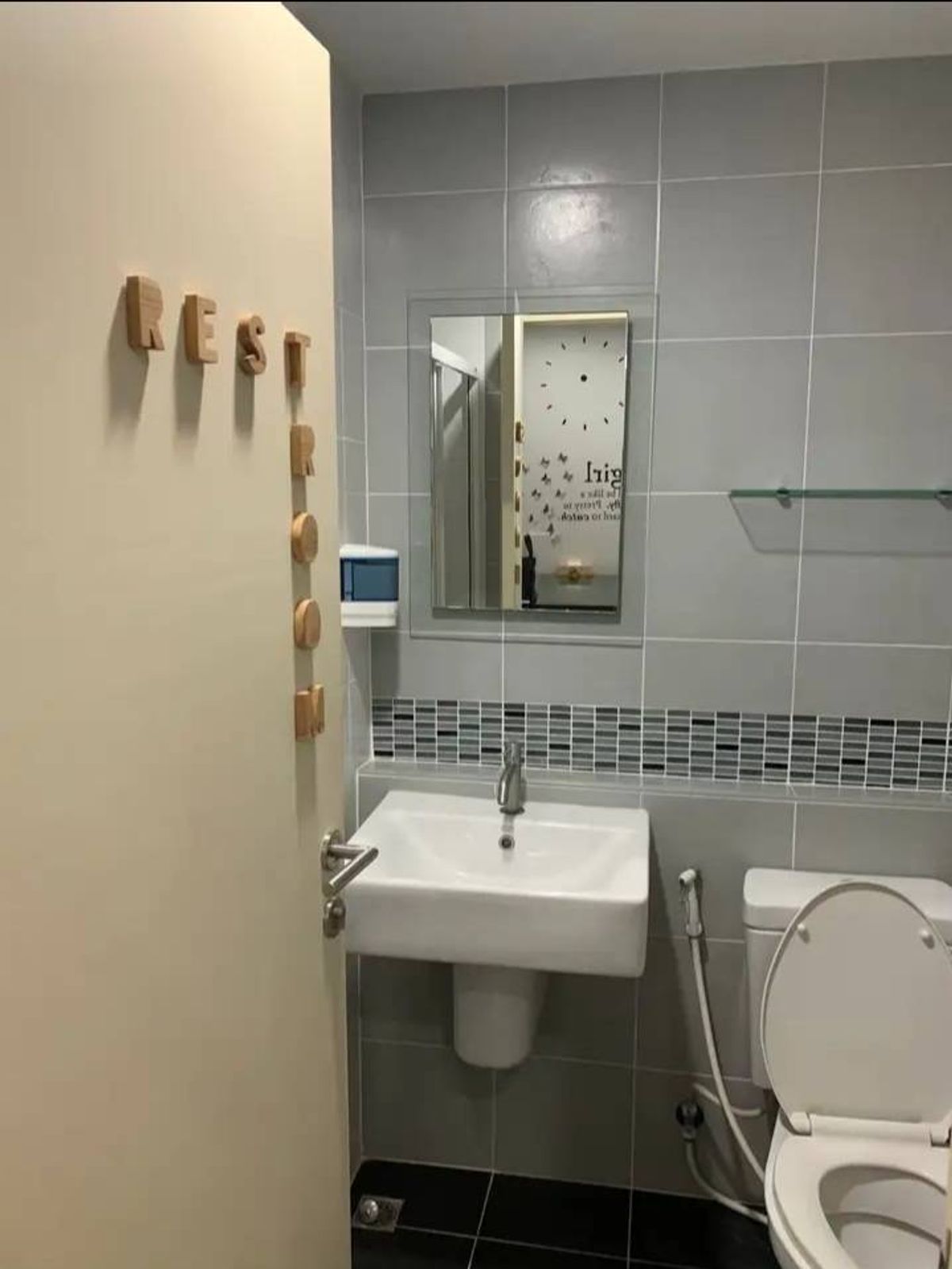 For RentCondoWongwianyai, Charoennakor : ✅ DBRP104 ✅ Line : @p2nproperty