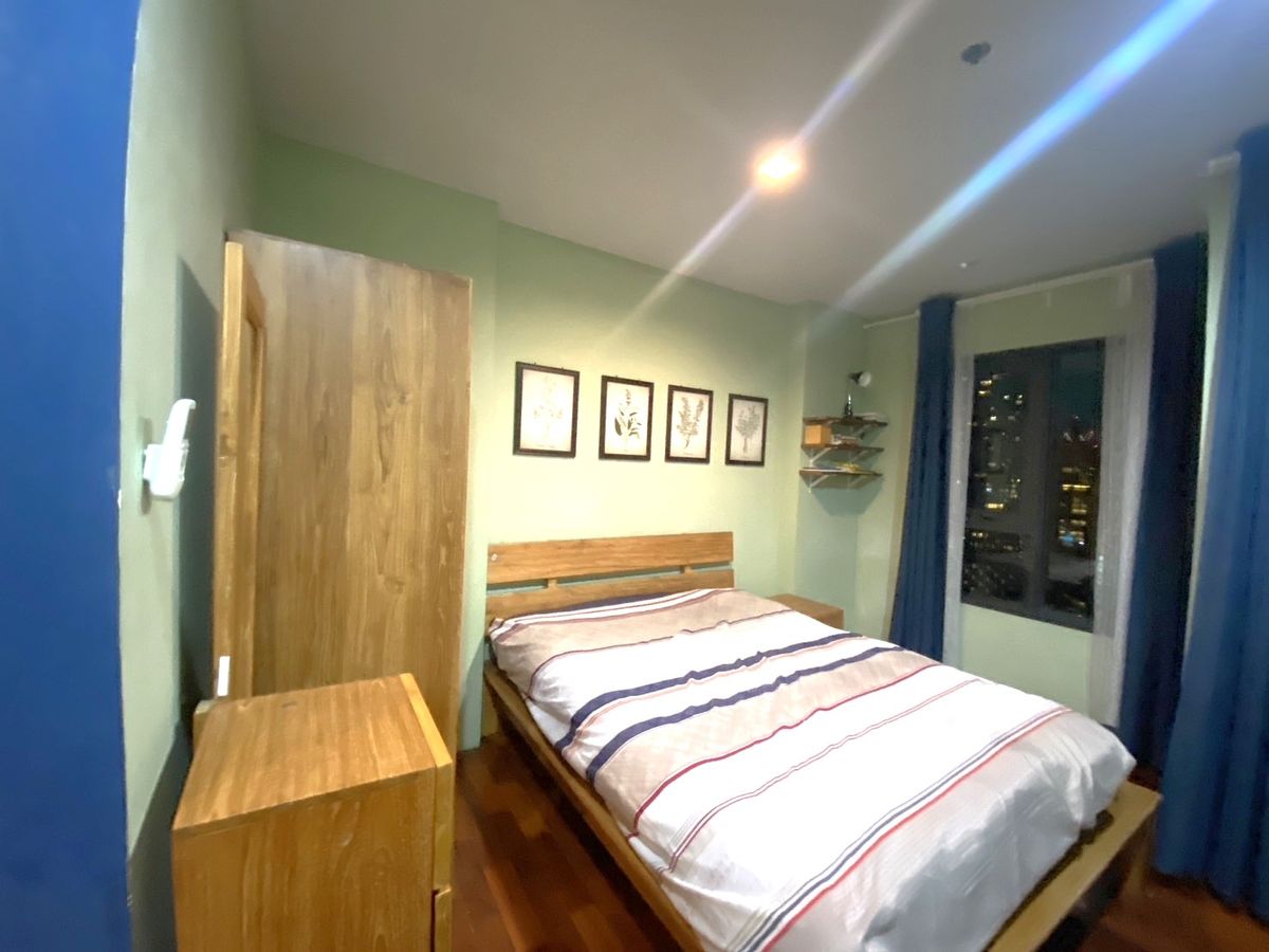 For RentCondoWitthayu, Chidlom, Langsuan, Ploenchit : Life One Wireless, cheap, 17,000/month, condo on the radio road for rent.