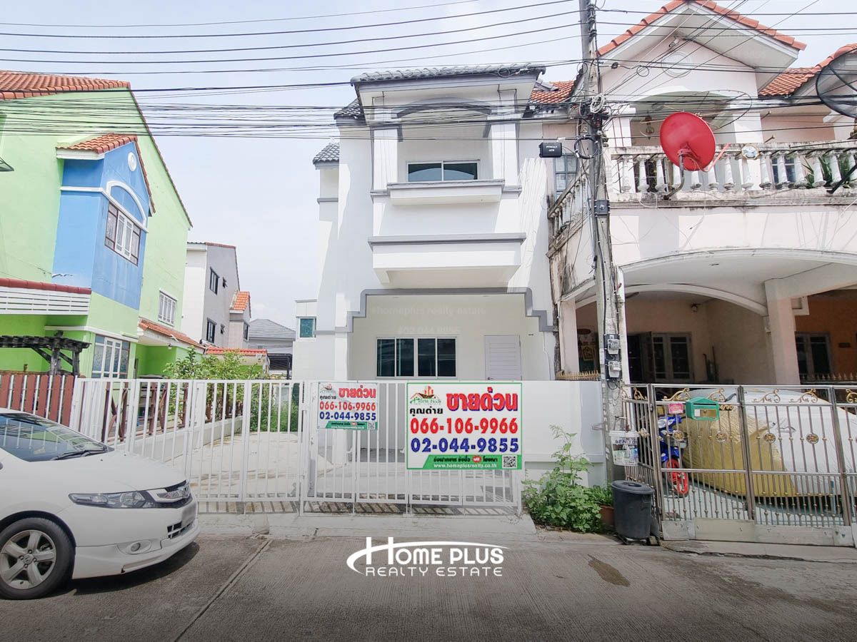 ขายทาวน์โฮมปทุมธานี รังสิต ธรรมศาสตร์ : ทาวน์โฮม 2 ชั้นครึ่ง หมู่บ้านศุภาวัฒน์ อำเภอเมือง ปทุมธานี (รีโนเวทหลังริม)