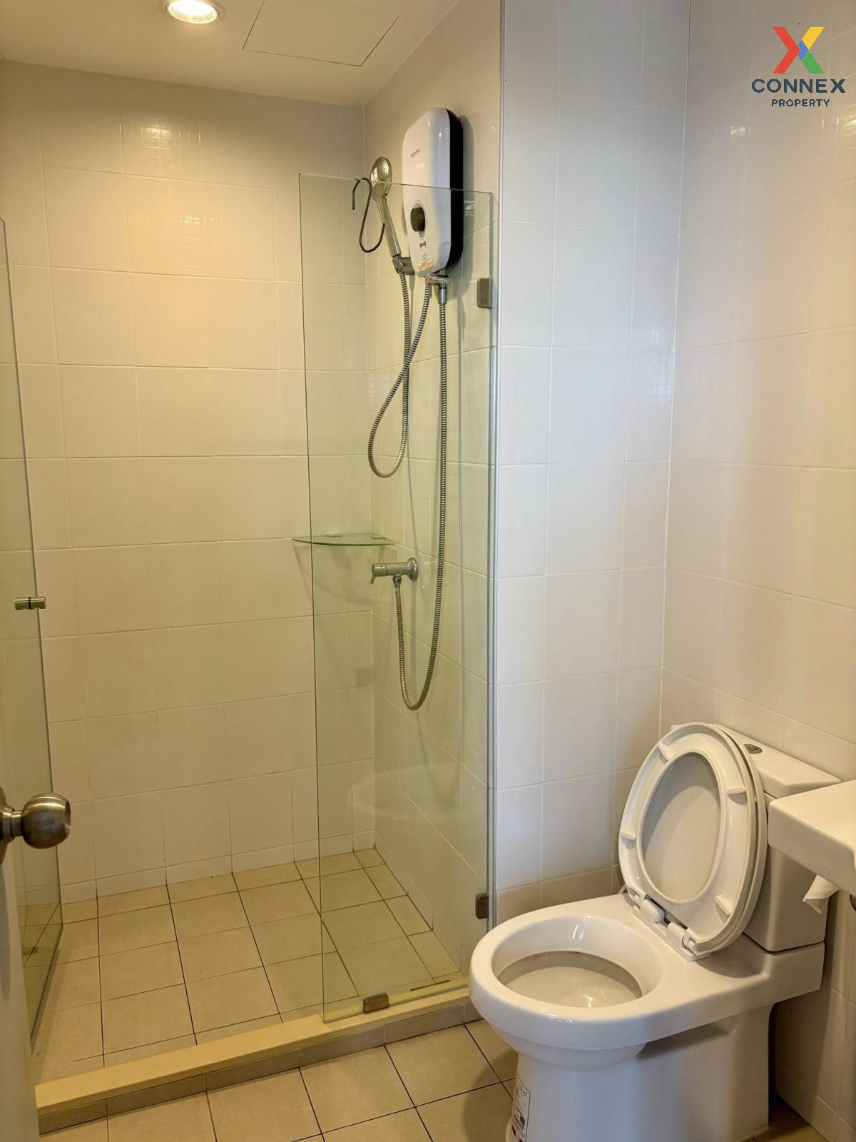 For SaleCondoWongwianyai, Charoennakor : For Sale Condo , Ideo Sathorn - Thapra , BTS-Pho Nimit , Bukkhalo , Thon Buri , Bangkok ,  CX-134557