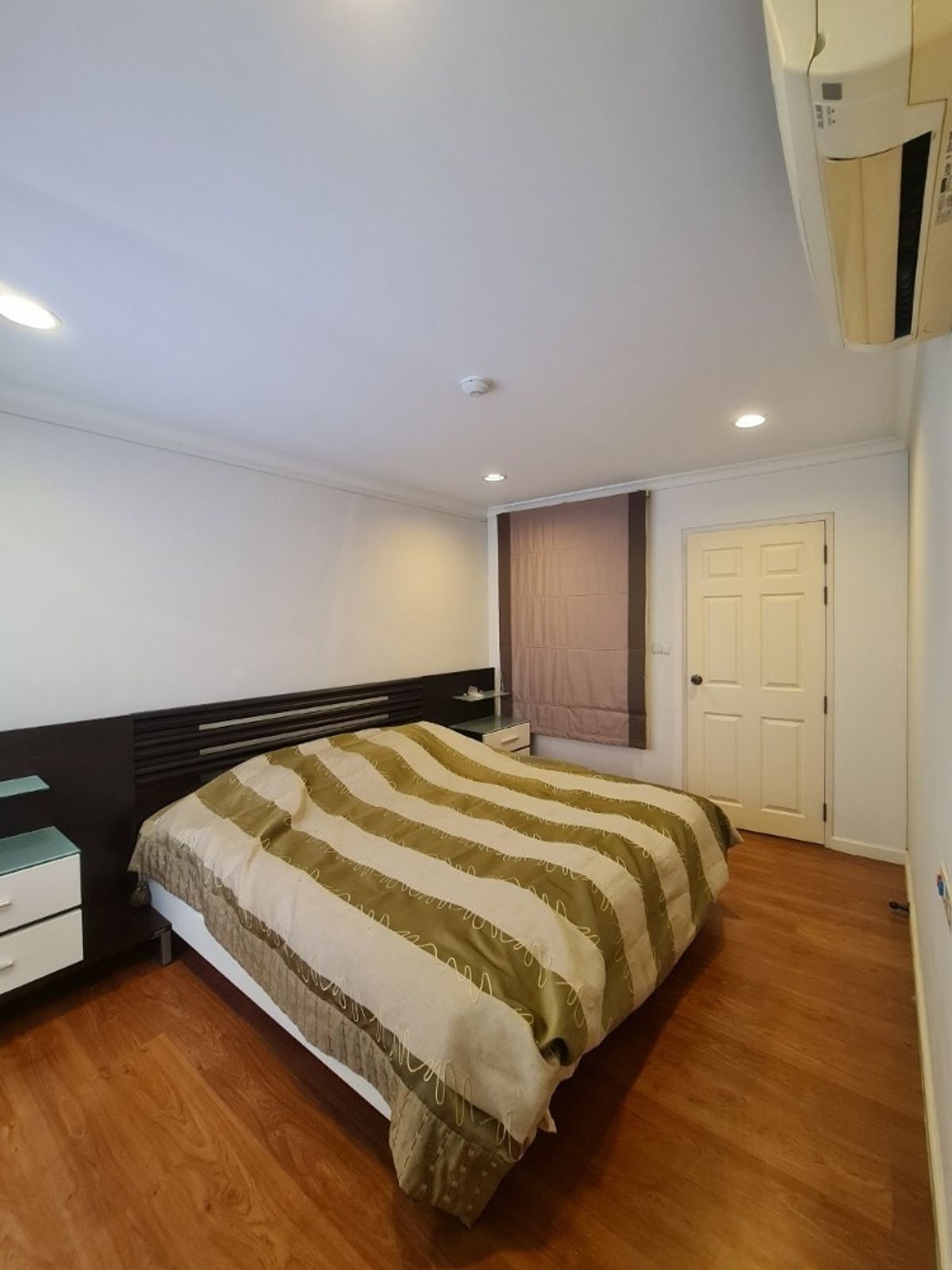 For RentCondoRama3 (Riverside),Satupadit : ✅ LPSR101 ✅ Line : @p2nproperty