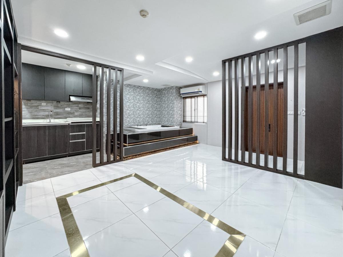 For SaleCondoRatchadapisek, Huaikwang, Suttisan : For Sale Condo , The Kris Ratchada 17 , MRT-Sutthisan , Din Daeng , Din Daeng , Bangkok , CX-128458