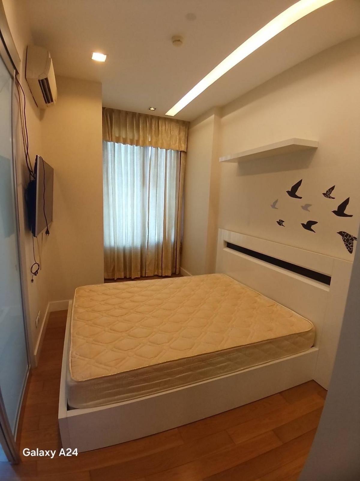 For SaleCondoLadprao, Central Ladprao : Luxury condo 31 sq.m. in the heart of Mo ChitNear BTS/MRT Mo Chit, special price 2.6 million!