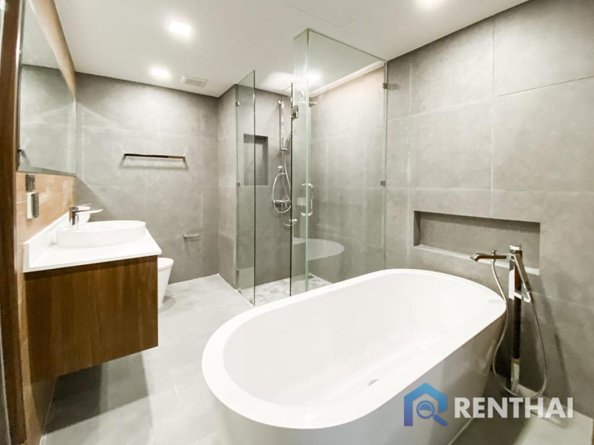 ขายคอนโดภูเก็ต : สำหรับ ขาย คอนโด 2 ห้องนอน ที่ The Proud Residence