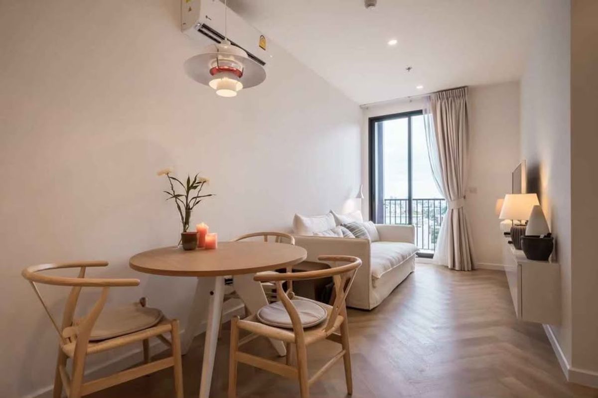 For RentCondoSukhumvit, Asoke, Thonglor : Maru Ekkamai 2: 2 Bedroom Decorated with a big room Can raise animals