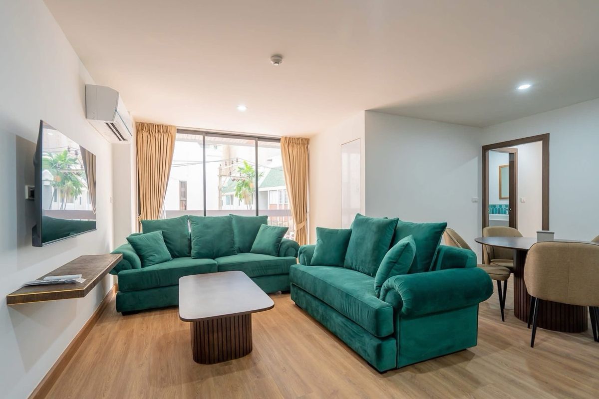 ให้เช่าคอนโดนานา : ✨ 3 ห้องนอนที่ PSJ Penthouse Sukhumvit 6 - การใช้ชีวิตที่หรูหราใกล้ BTS NANA ✨