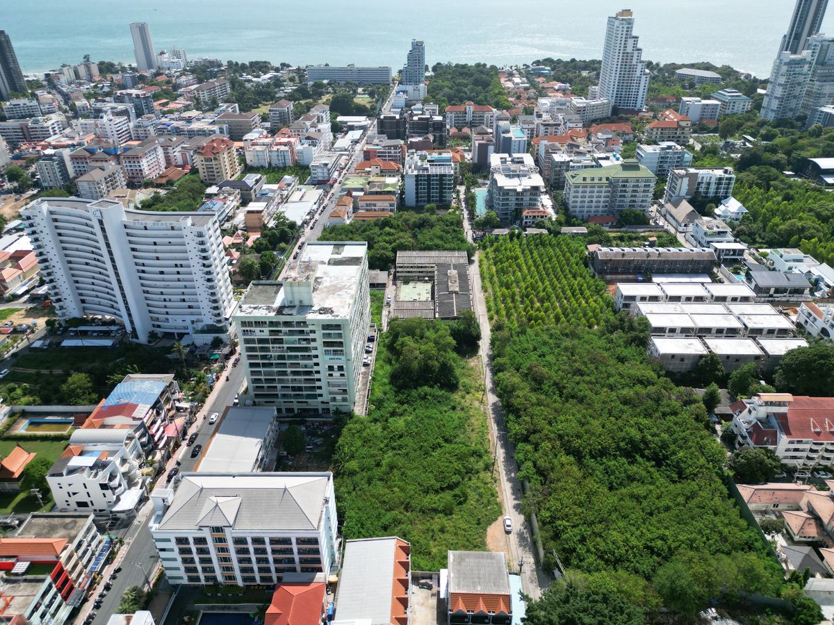 For SaleLandPattaya, Bangsaen, Chonburi : Land 2 Rai Khao Phra Tamnak Pattaya / 56.9 million per rai (sell), Land 2 Rai Khao Phra Tamnak Pattaya / 56.9m Per (For Sale) MN013