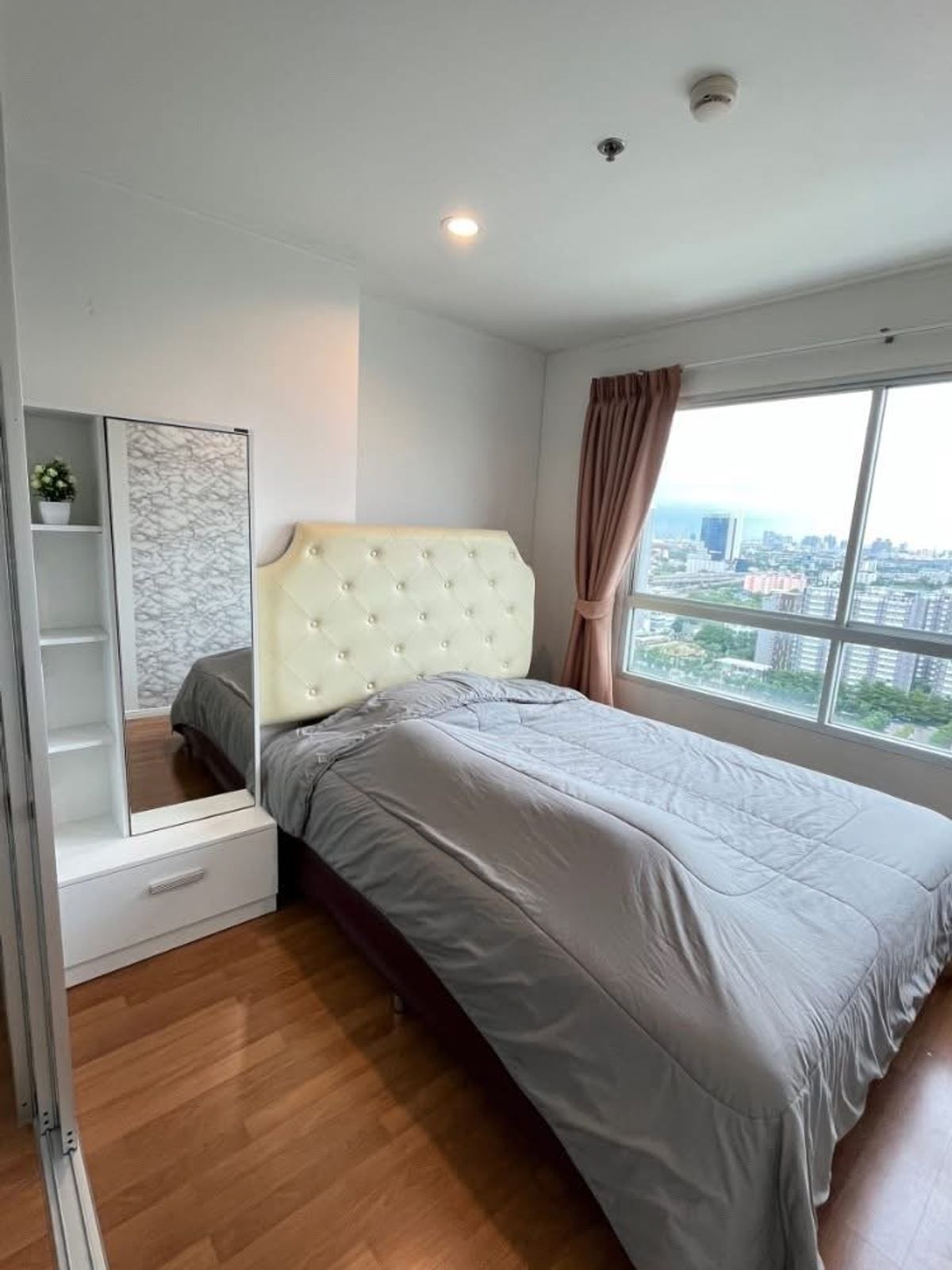 ขายคอนโดพระราม 9 เพชรบุรีตัดใหม่ RCA : ขายด่วน 📍 Lumpini Park Rama 9 - Ratchada 📍 เฟอร์นิเจอร์ และ เครื่องใช้ไฟฟ้าครบ ใกล้ MRT พระราม 9