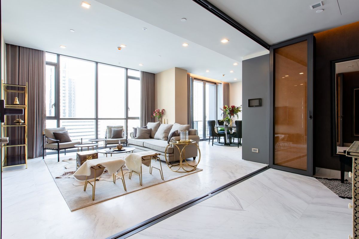 For RentCondoSukhumvit, Asoke, Thonglor : The Monument Thong Lo: Luxury Large Room