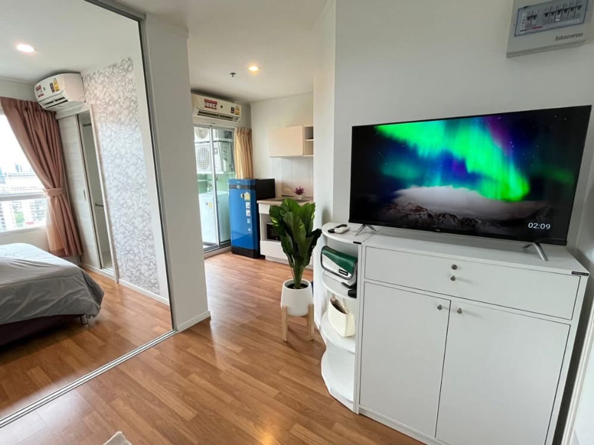 ขายคอนโดพระราม 9 เพชรบุรีตัดใหม่ RCA : ขายด่วน 📍 Lumpini Park Rama 9 - Ratchada 📍 เฟอร์นิเจอร์ และ เครื่องใช้ไฟฟ้าครบ ใกล้ MRT พระราม 9