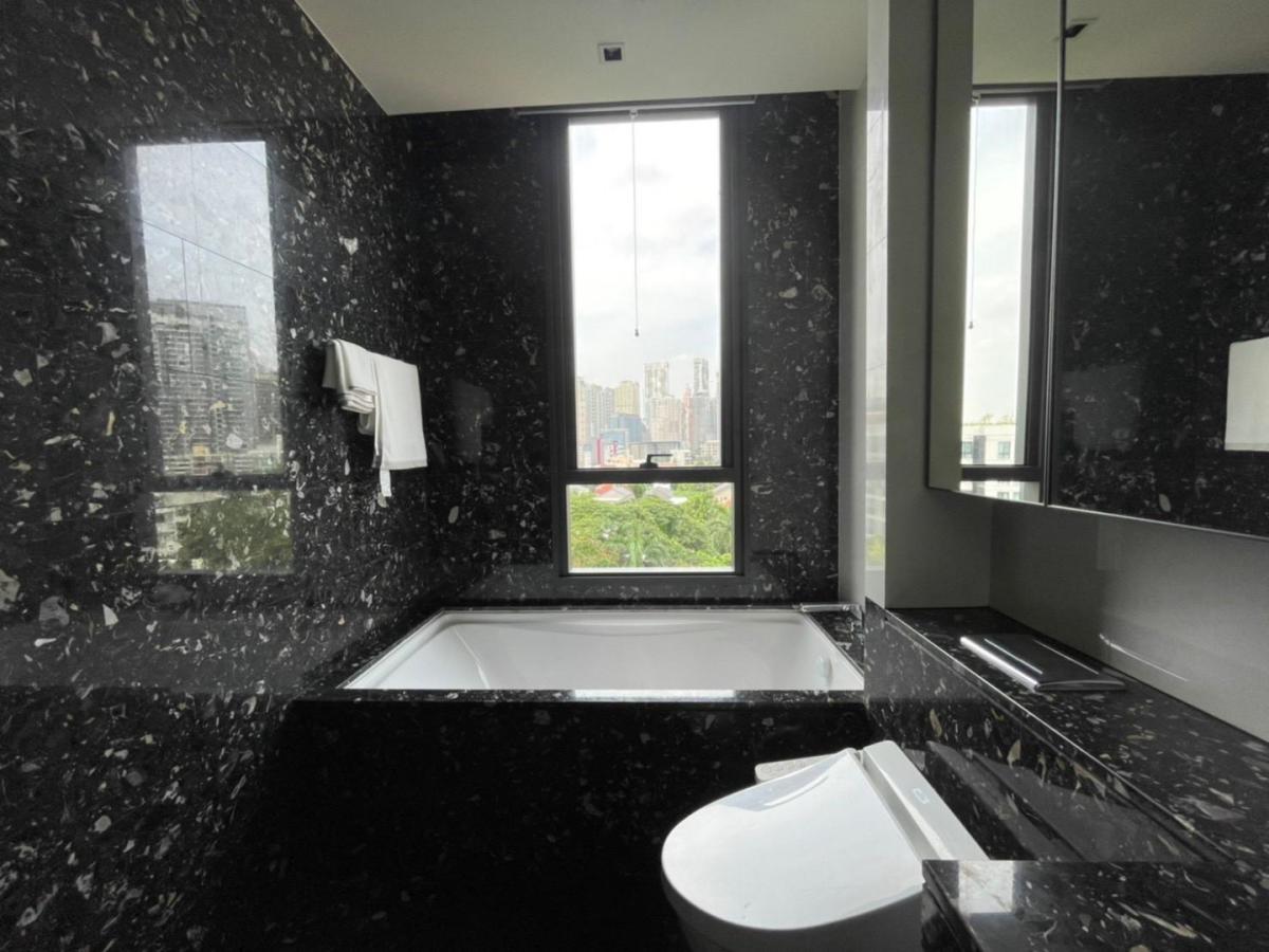 For RentCondoSukhumvit, Asoke, Thonglor : 🔥Urgent for rent🔥Beatniq Sukhumvit 32, spacious room, beautifully decorated, fully furnished, near BTS Thonglor