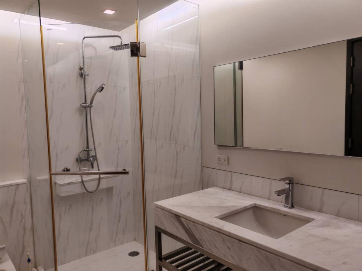 ให้เช่าคอนโดสาทร นราธิวาส : 🔥ให้เช่าด่วน🔥สาทร ไพร์ม เรสซิเดนซ์ ห้องกว้าง 3 ห้องนอน เฟอร์นิเจอร์ครบพร้อมเข้าอยู่ ใจกลางสาทร 