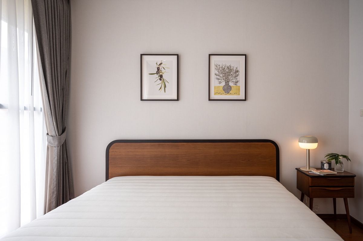 For SaleCondoWitthayu, Chidlom, Langsuan, Ploenchit : Noble Ambience Sarasin Condo for Sale 78 sqm. Near Lum and BTS.