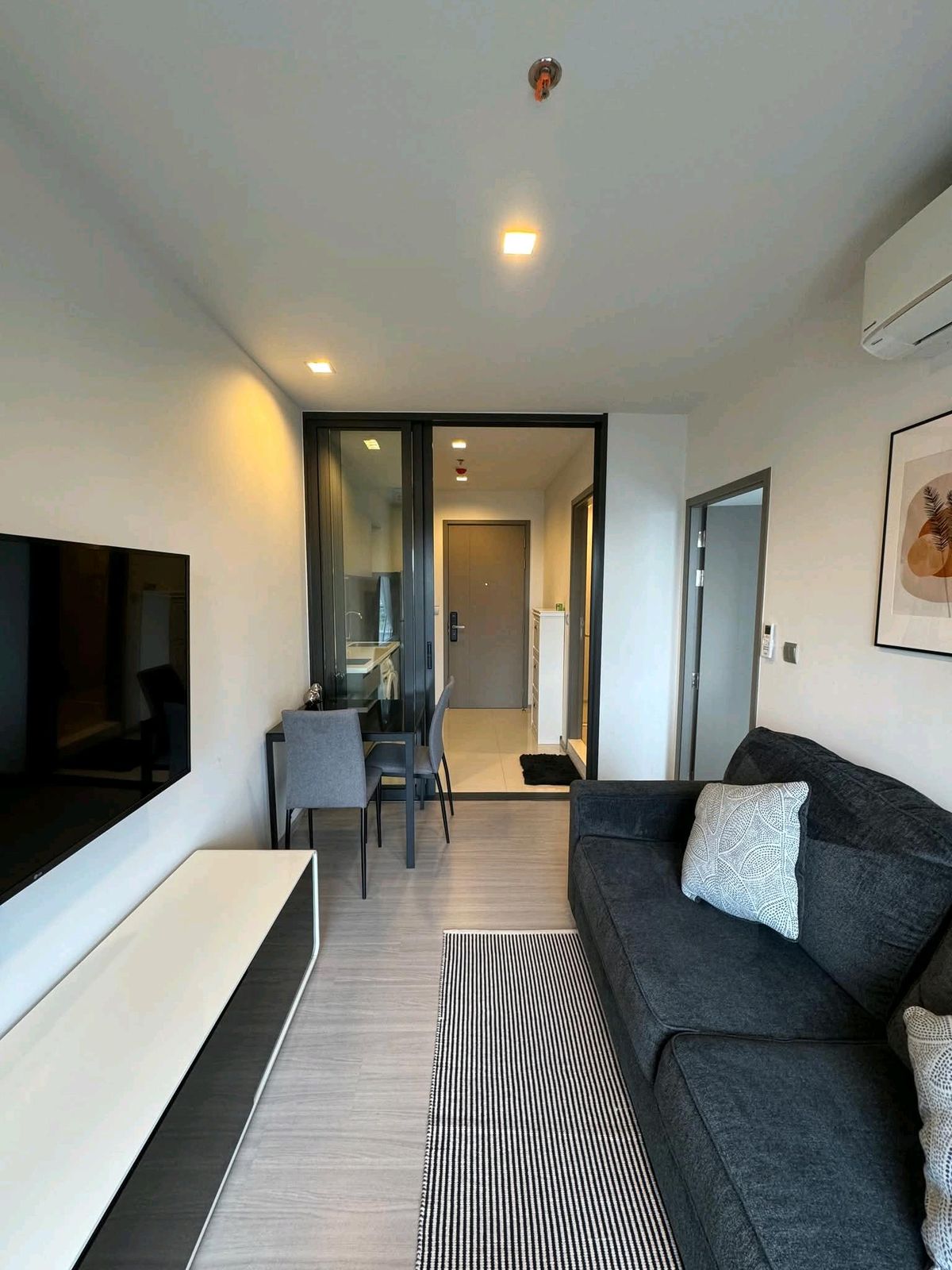 For RentCondoRama9, Petchburi, RCA : Rama 9 🔸️Life Asoke Hype 🔸️MRT Rama 9