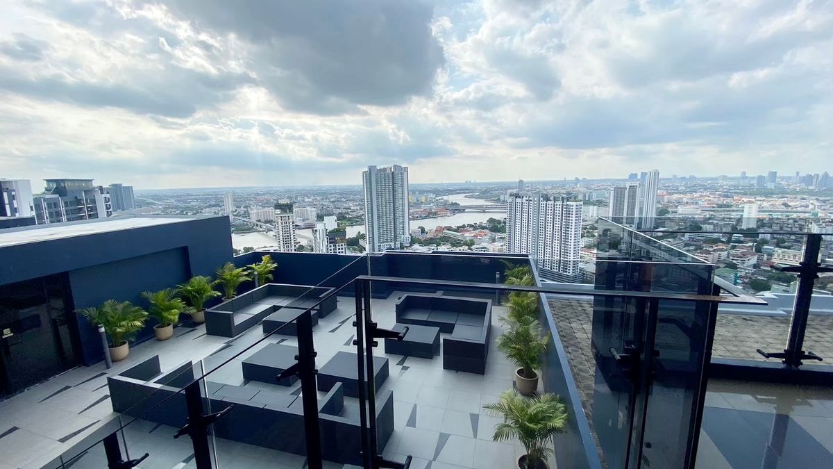 For RentCondoBang Sue, Wong Sawang, Tao Pun : Blue condo Luxurious central river view ❇️