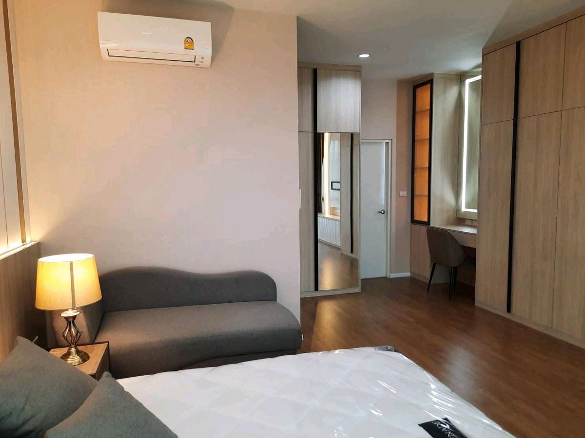 ให้เช่าทาวน์โฮมมีนบุรี-ร่มเกล้า : 🚩For Rent : Bann Klang Muang Rama 9 - Krungthep kreetha /3B3B