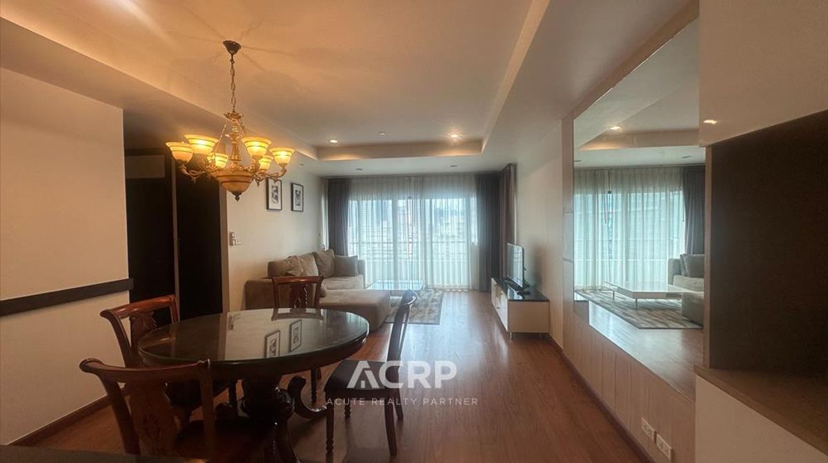 For RentCondoSathorn, Narathiwat : For Rent: Spacious 2-Bedroom Condo at Sathorn Garden
