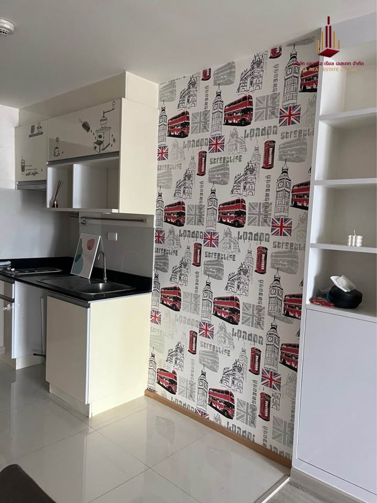 For RentCondoLadprao, Central Ladprao : ✨ For Rent: Abstracts PHANYOTHIN PARK CONDO ✨ 💰 ONLY 18,500 THB/Month