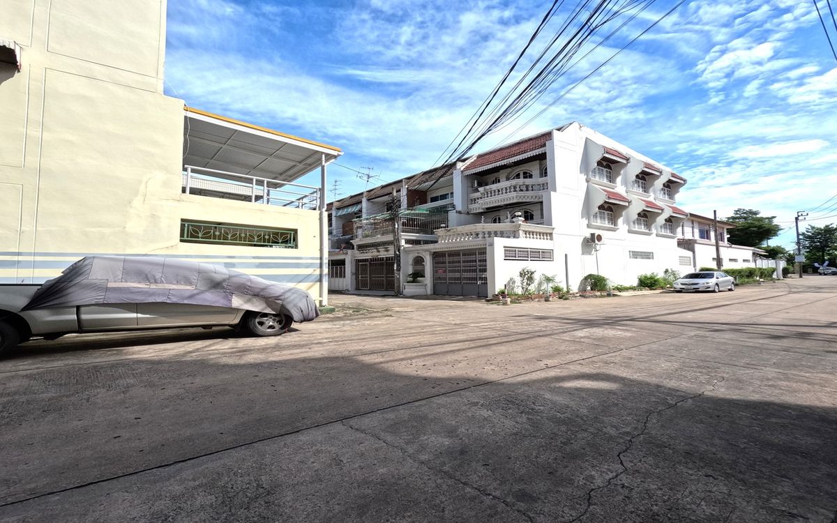 ขายคอนโดปิ่นเกล้า จรัญสนิทวงศ์ : 🔥ขายคอนโด Pinklao Pavilion (ปิ่นเกล้า พาวิลเลี่ยน) 44 ตร.ม. 1 ห้องนอน ใจกลางปิ่นเกล้า ราคาสุดคุ้ม‼️