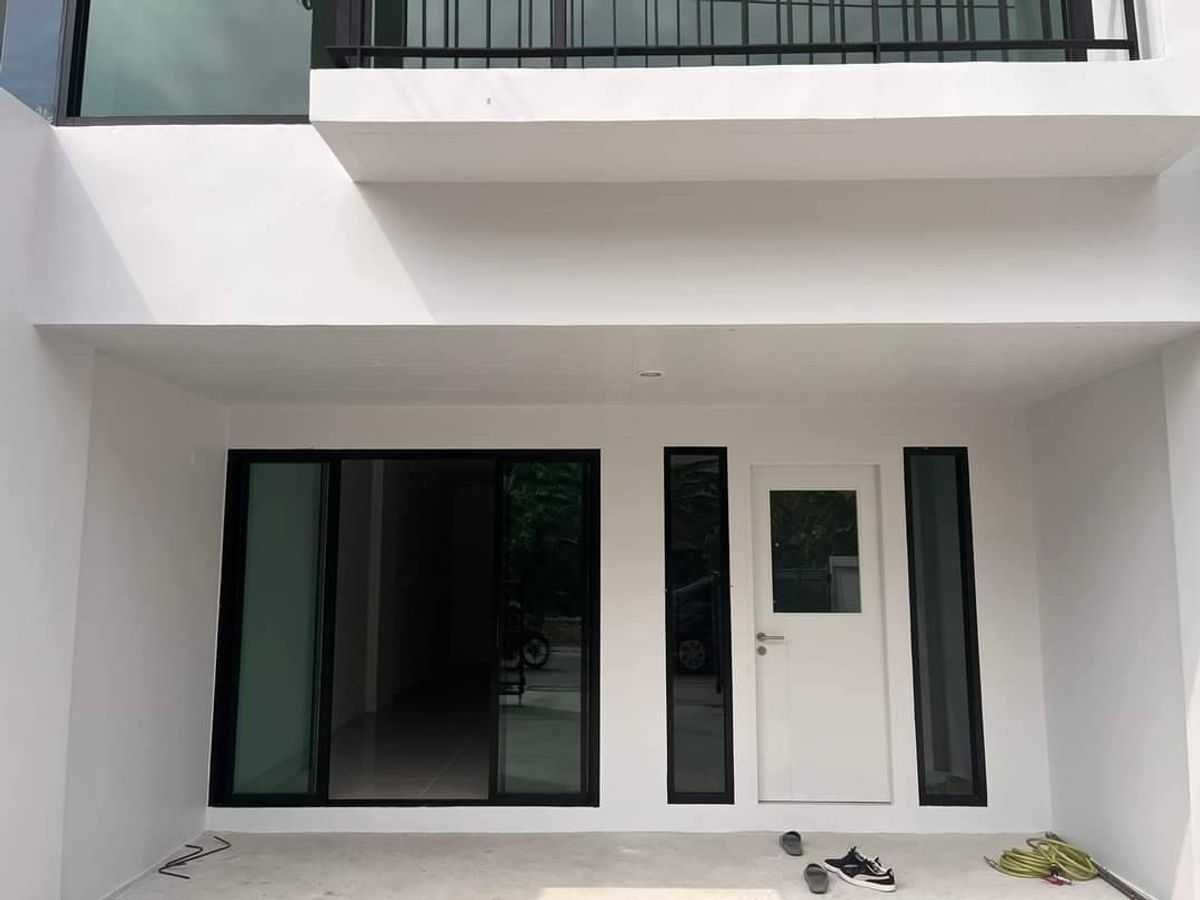 ให้เช่าโฮมออฟฟิศบางนา แบริ่ง ลาซาล : โฮมออฟฟิศให้เช่า ✨ ซ. สุขุมวิท70/5 ✨ 2 ห้องนอน 3 ห้องน้ำ ใกล้ BTS แบริ่ง