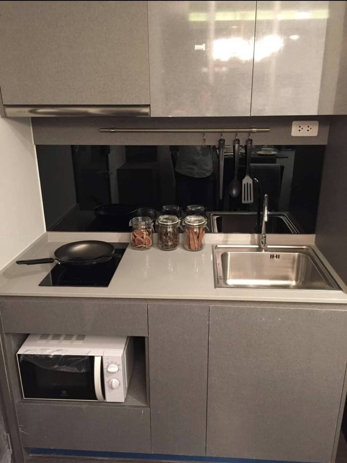 For RentCondoOnnut, Udomsuk : The built -in room is very beautiful, 1 bedroom rental, 1 bathroom, IDO Sukhumvit 93