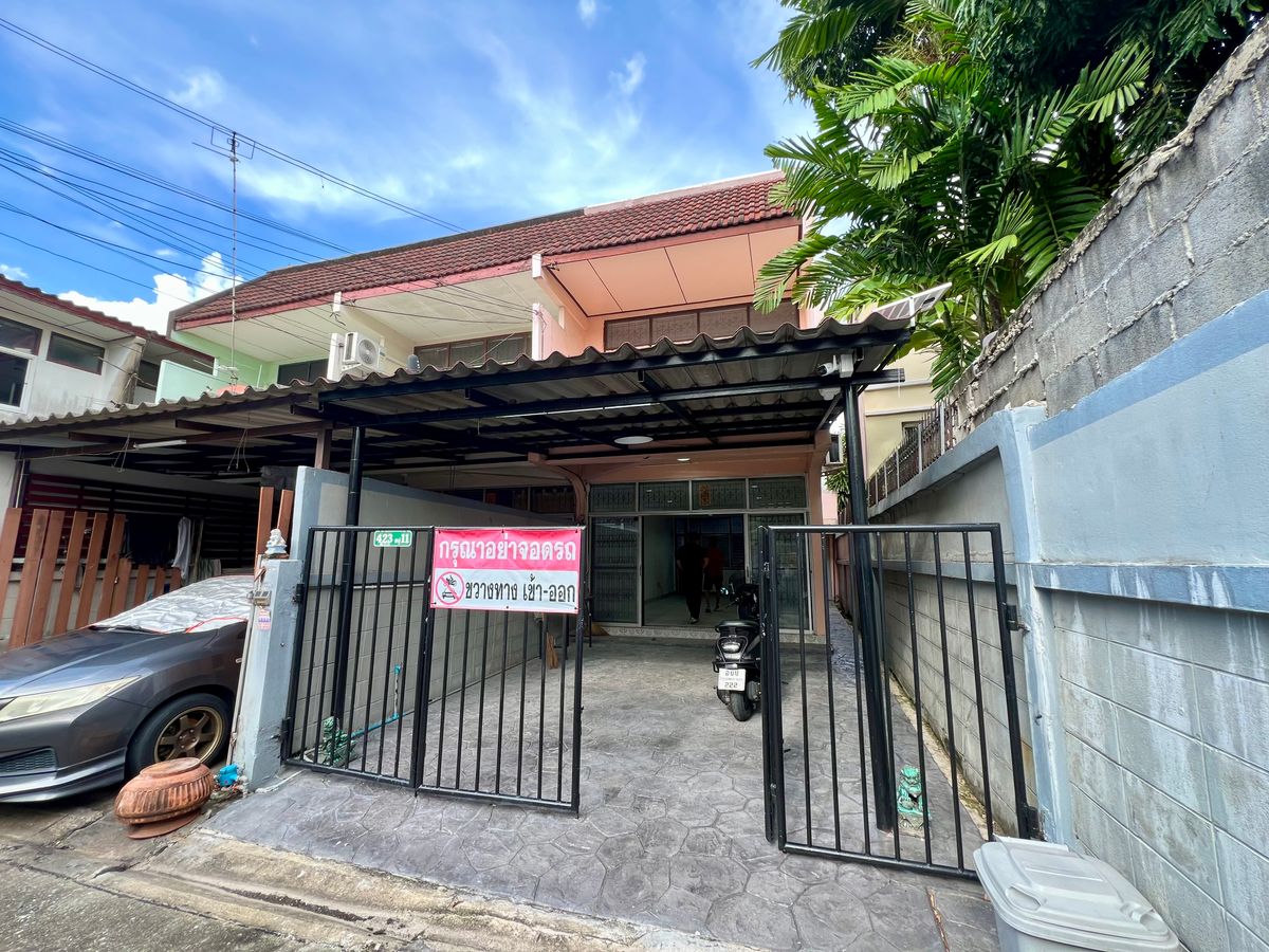 ขายทาวน์โฮมเกษตร นวมินทร์ ลาดปลาเค้า : 🏡 ขายทาวน์เฮ้าส์ 2 ชั้น หมู่บ้านอัมรินทร์นิเวศน์ 2 | ราคาพิเศษ เหมาะลงทุนหรือรีโนเวท ✨ บ้านเปล่า สภาพเดิม เหมาะสำหรับผู้ที่มองหาบ้านเพื่อรีโนเวทตามสไตล์ของตนเอง หรือลงทุนปล่อยเช่าก็คุ้มค่าในราคาที่จับต้องได้