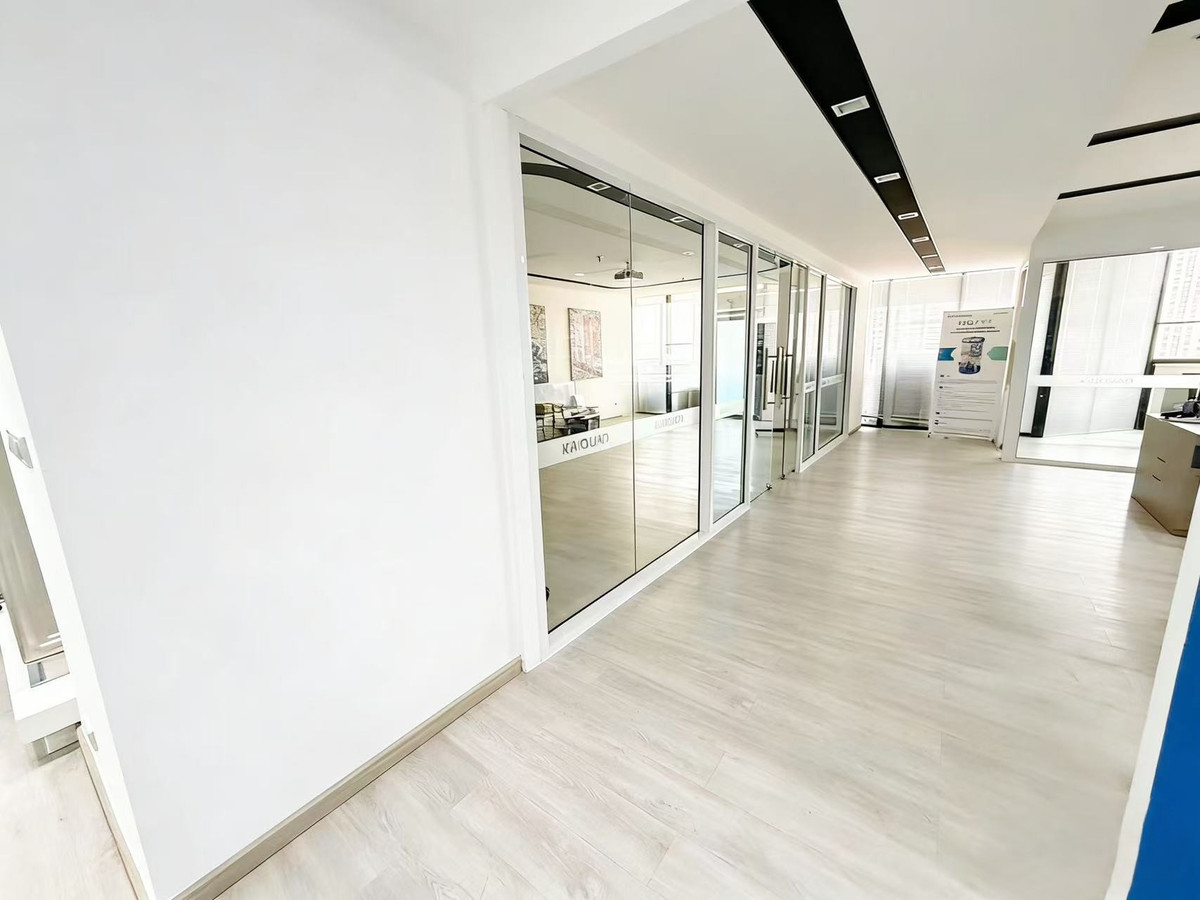 For RentOfficeRama9, Petchburi, RCA : 🏢 Office for rent Rama 9, near MRT only 600 meters