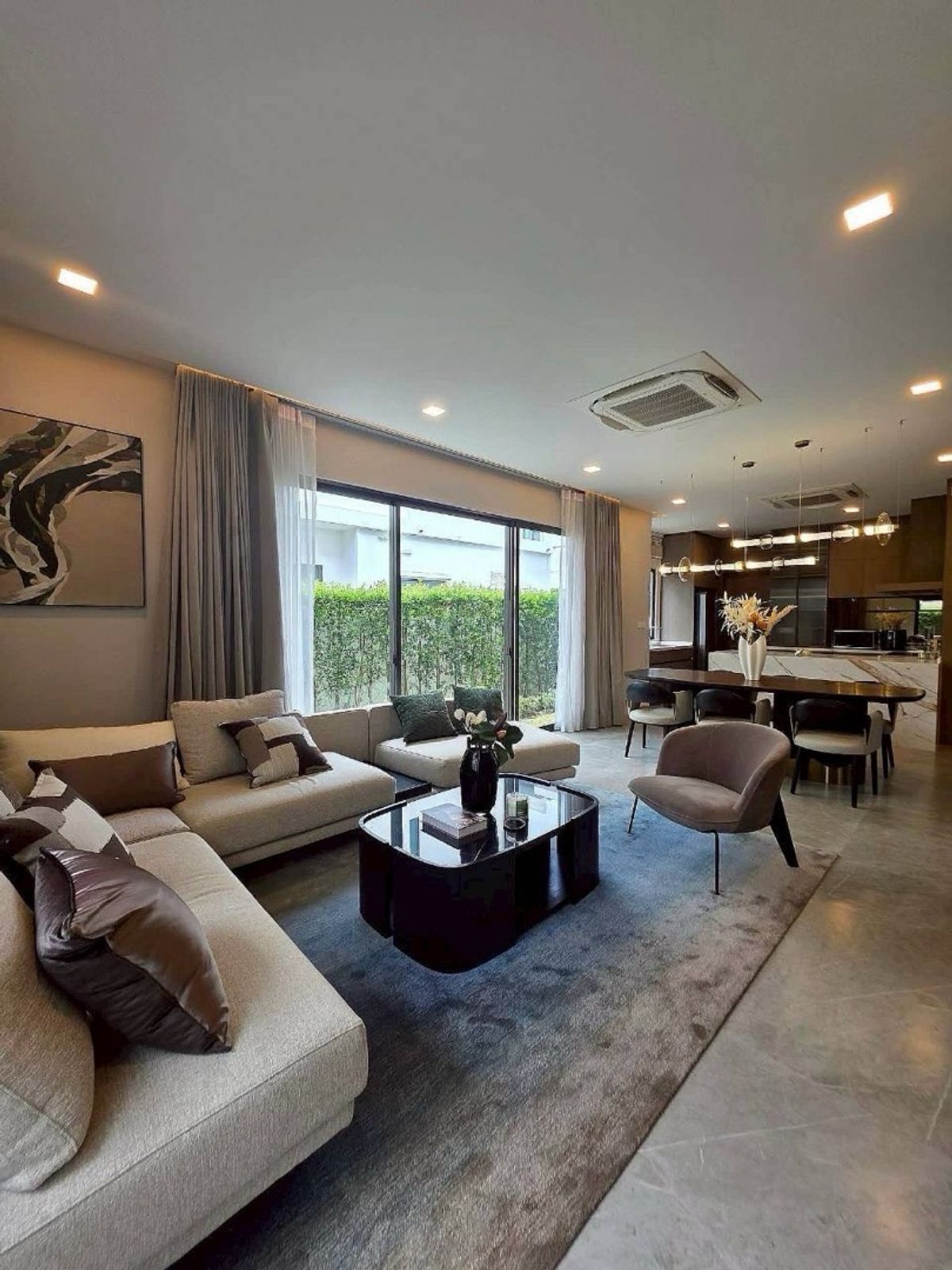 For RentHouseSamut Prakan,Samrong : Manthana Bangna Km. 15 | Beautiful new house, ready to be near the central garden.