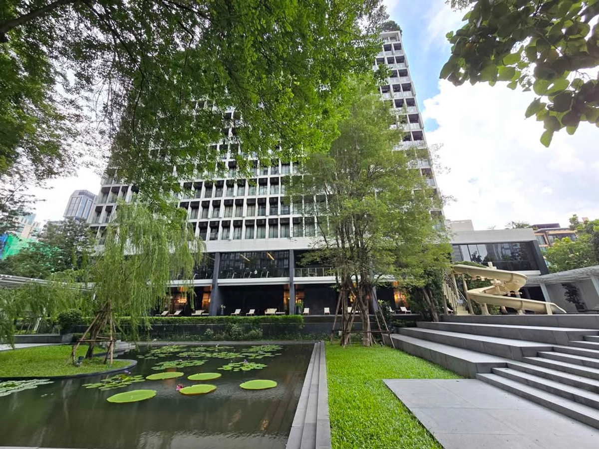 ให้เช่าคอนโดวิทยุ ชิดลม หลังสวน : [วิว Central Embassy] ให้เช่า Noble Ploenchit ชั้นสูง 41 ลิฟต์ส่วนตัว เครื่องใช้ไฟฟ้าครบ + เตาอบ พร้อมอยู่ทันที!