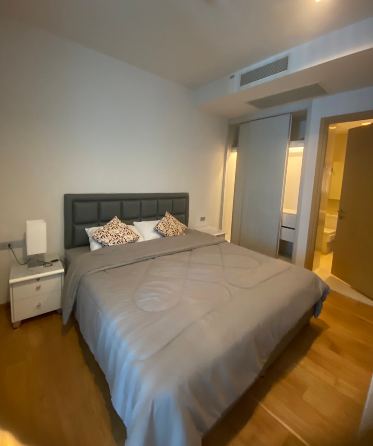 For RentCondoNana, North Nana,Sukhumvit13, Soi Nana : For Rent - Hyde Sukhumvit 13