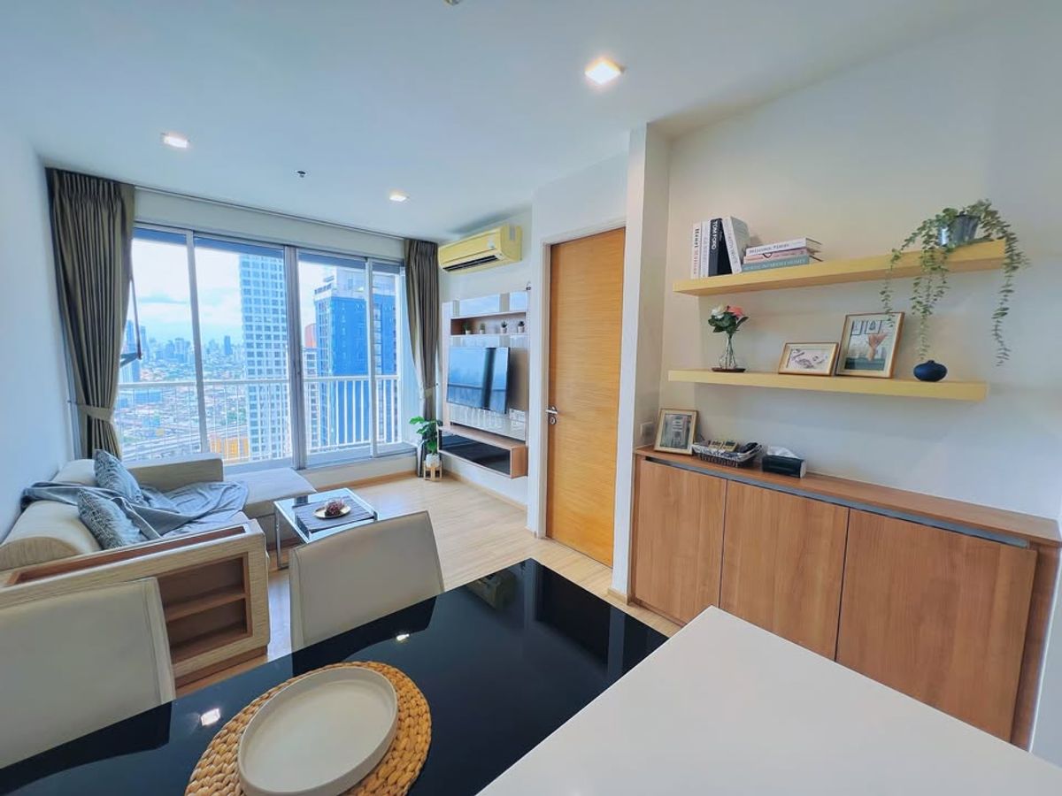 For RentCondoOnnut, Udomsuk : For rent 1 bedroom with bathtub 45 sqm fully furnished best price