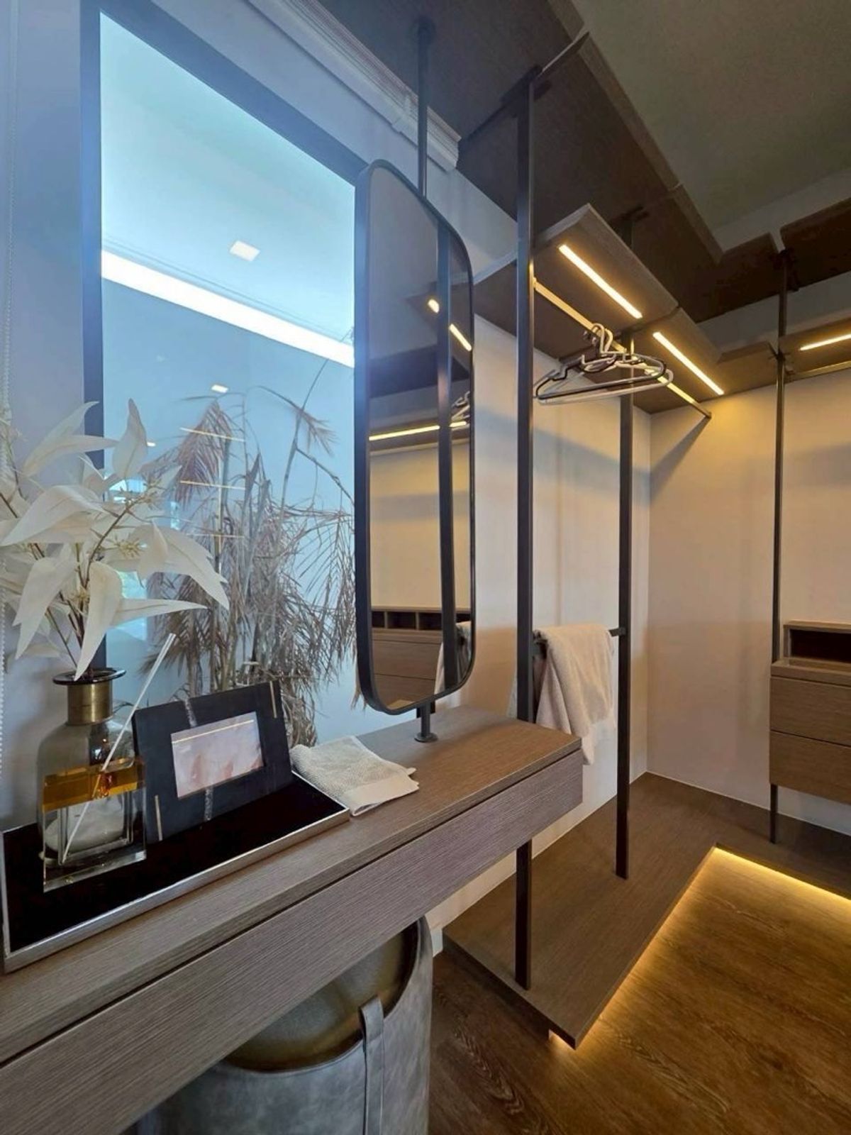 For RentHouseSamut Prakan,Samrong : Manthana Bangna Km. 15 | Beautiful new house, ready to be near the central garden.