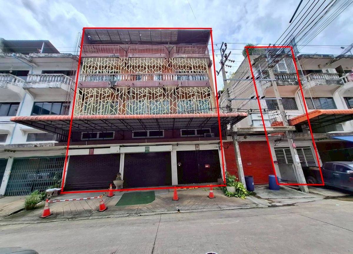 For SaleShop HouseRama 2, Bang Khun Thian : Urgent sale, commercial building 3.5, 4th floor, booths with warehouses and offices (Soi Salang Ngam 35), Rama 2 Road, Bang Khun Thian, Bangkok. Price 28,900,000 baht.