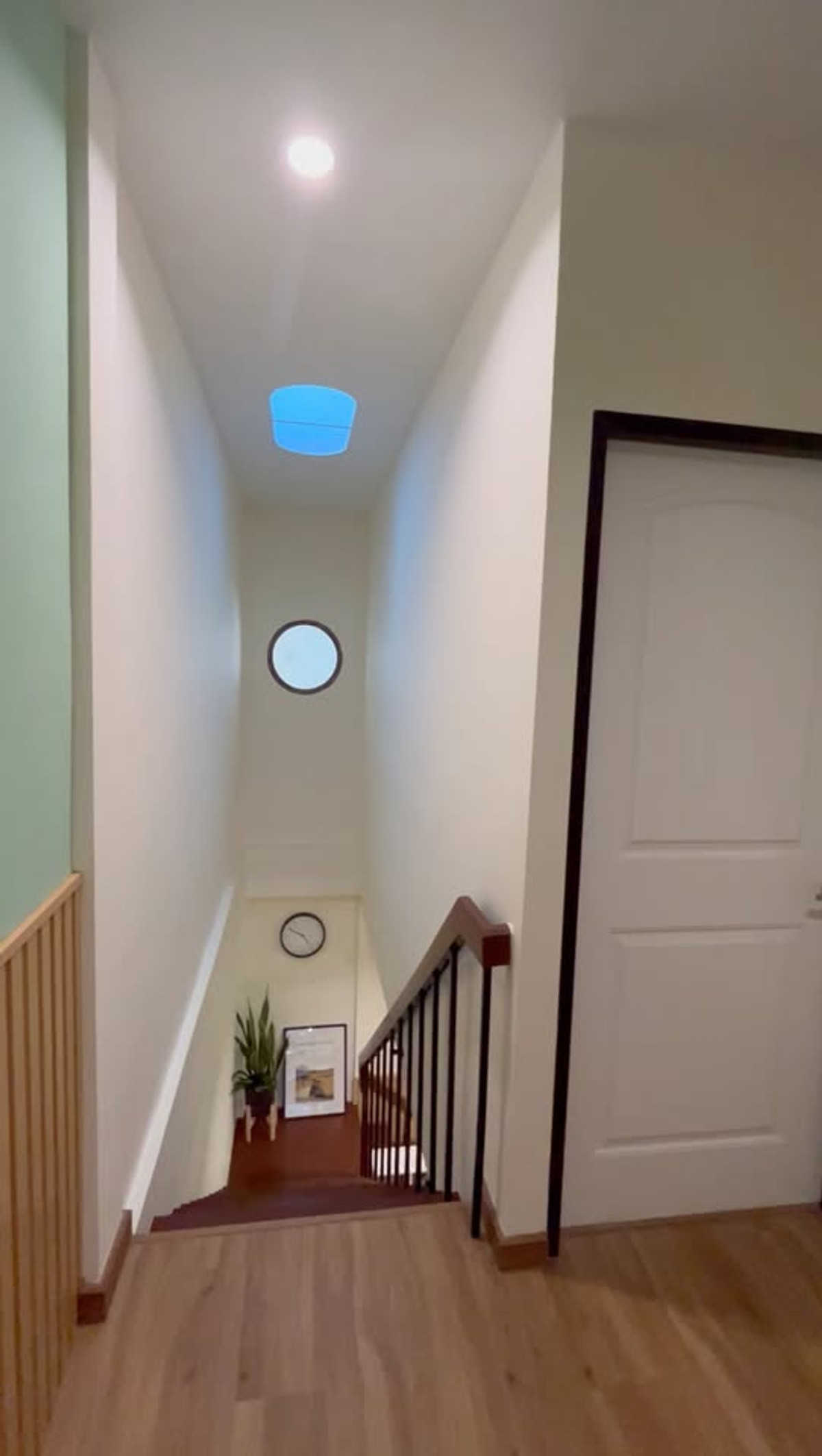 ให้เช่าบ้านนวมินทร์ รามอินทรา : ทาวน์โฮม ถนนนวมินทร์ รีโนเวทใหม่ มินิม่อล สไตล์ ตรงข้ามโรงพยาบาลพญาไท นวมินทร์