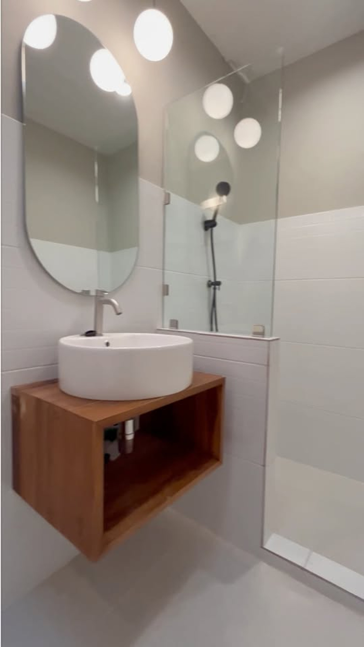 ให้เช่าบ้านนวมินทร์ รามอินทรา : ทาวน์โฮม ถนนนวมินทร์ รีโนเวทใหม่ มินิม่อล สไตล์ ตรงข้ามโรงพยาบาลพญาไท นวมินทร์