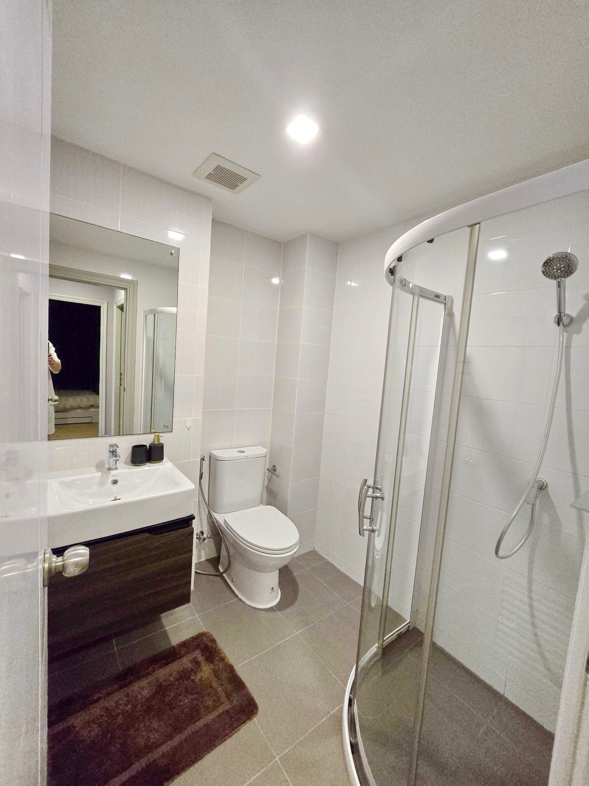 ขายคอนโดรัตนาธิเบศร์ สนามบินน้ำ พระนั่งเกล้า : ขายคอนโด 2 ห้องนอน น็อตติ้งฮิลล์ ติวานนท์-แคราย ติดถนนใหญ่ติวานนท์ ไม่ไกลจาก MRT กระทรวงสาธารณสุข 