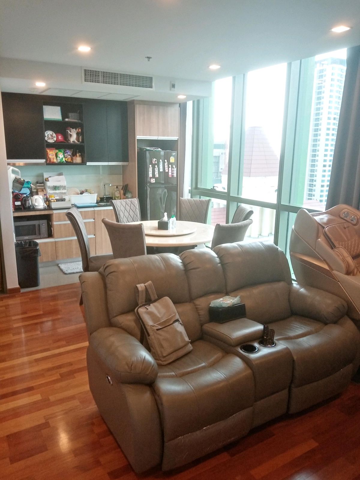 ให้เช่าคอนโดราชเทวี พญาไท : Wish Signature 70 sq.m. Eng 中 日 Please add LINE ID @806qphgn o8415o5483