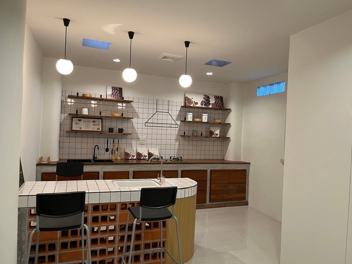 ให้เช่าบ้านนวมินทร์ รามอินทรา : ทาวน์โฮม ถนนนวมินทร์ รีโนเวทใหม่ มินิม่อล สไตล์ ตรงข้ามโรงพยาบาลพญาไท นวมินทร์