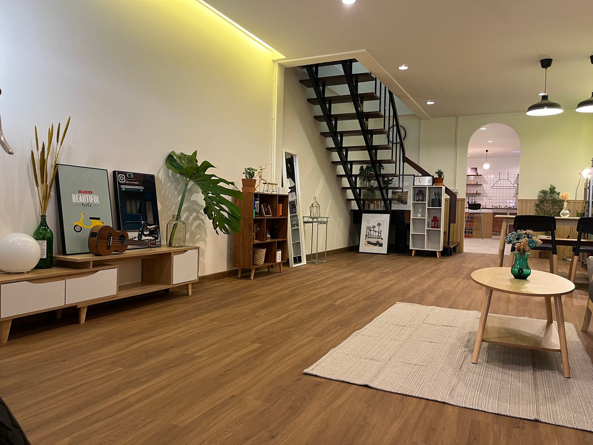 ให้เช่าบ้านนวมินทร์ รามอินทรา : ทาวน์โฮม ถนนนวมินทร์ รีโนเวทใหม่ มินิม่อล สไตล์ ตรงข้ามโรงพยาบาลพญาไท นวมินทร์