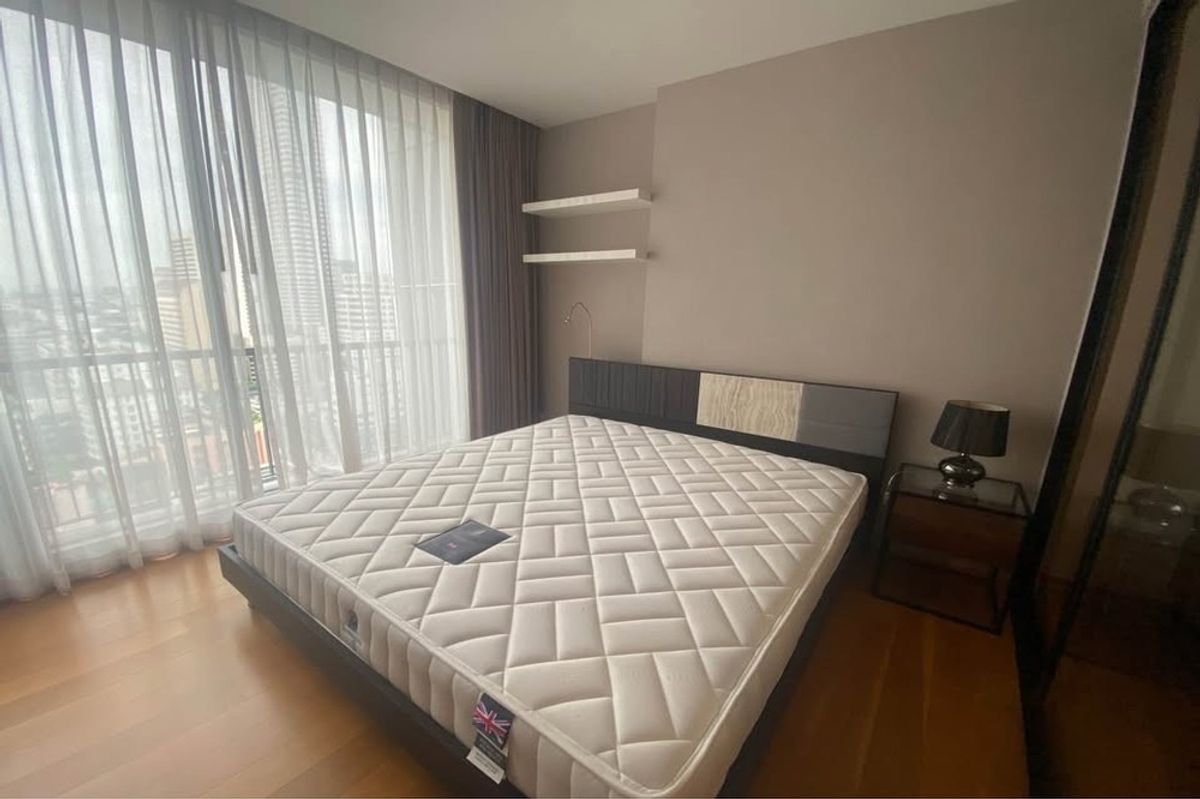 ให้เช่าคอนโดสาทร นราธิวาส : 🔥 สำหรับเช่า !!🔥 Code C20250800055..........Noble Revo Silom, 1 ห้องนอน, 1 ห้องน้ำ, ห้องอยู่ทิศเหนือ, ชั้นสูง 24++, วิวเมือง, แต่งครบ, พร้อมเข้าอยู่ 📣📣